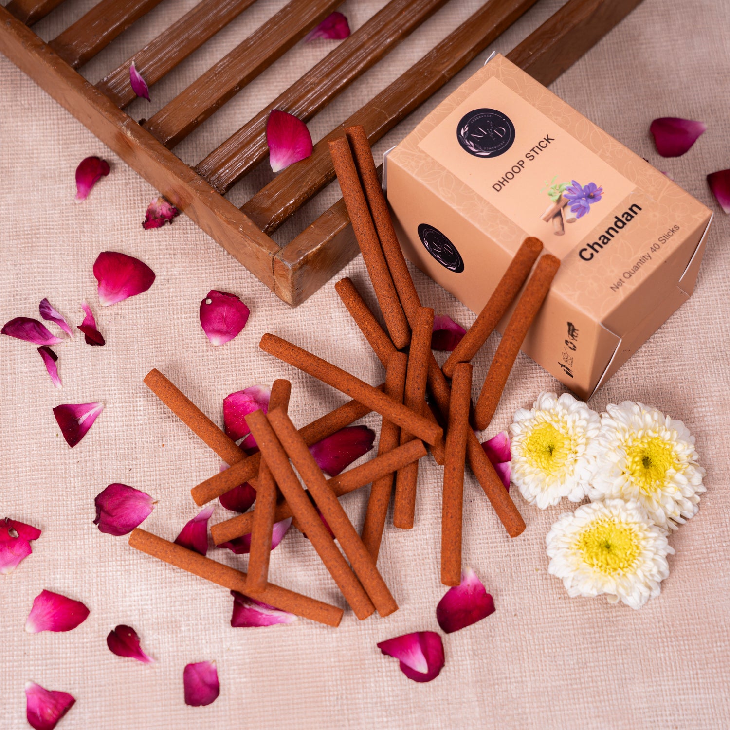 lookbook image shop_this_look_EcLGgQ